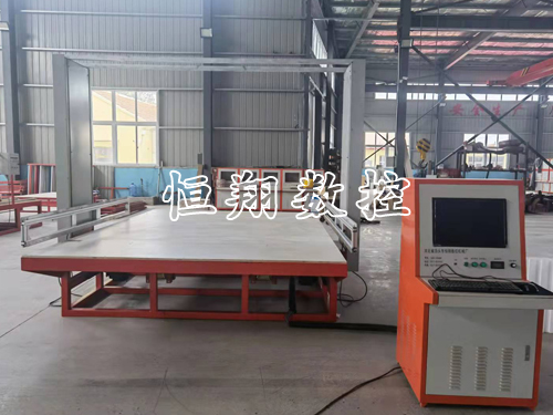 EPS装饰线条切割机的防雷操作